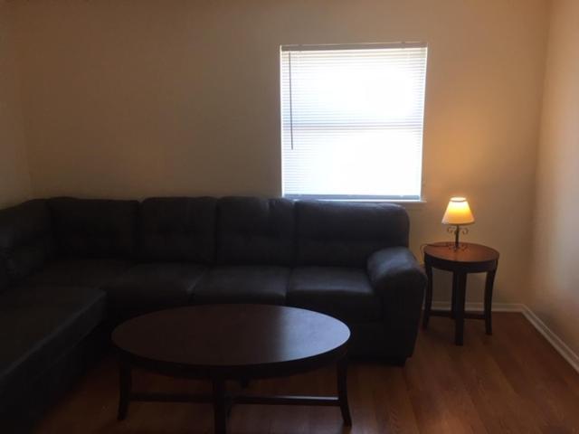Fully Furnished Two Bedroom Apartment Lawton Luaran gambar